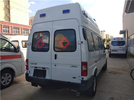 江鈴特順監護型救護車（高頂/長軸）