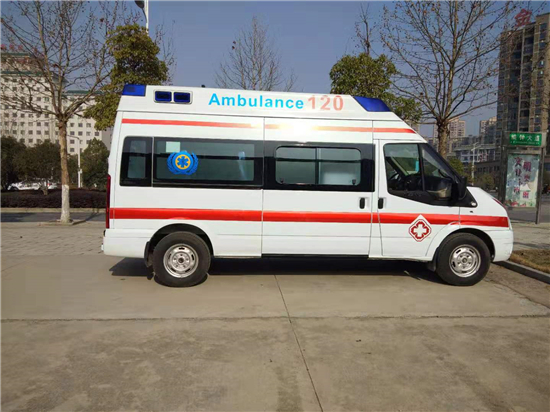 江鈴全順福星高頂監護型救護車